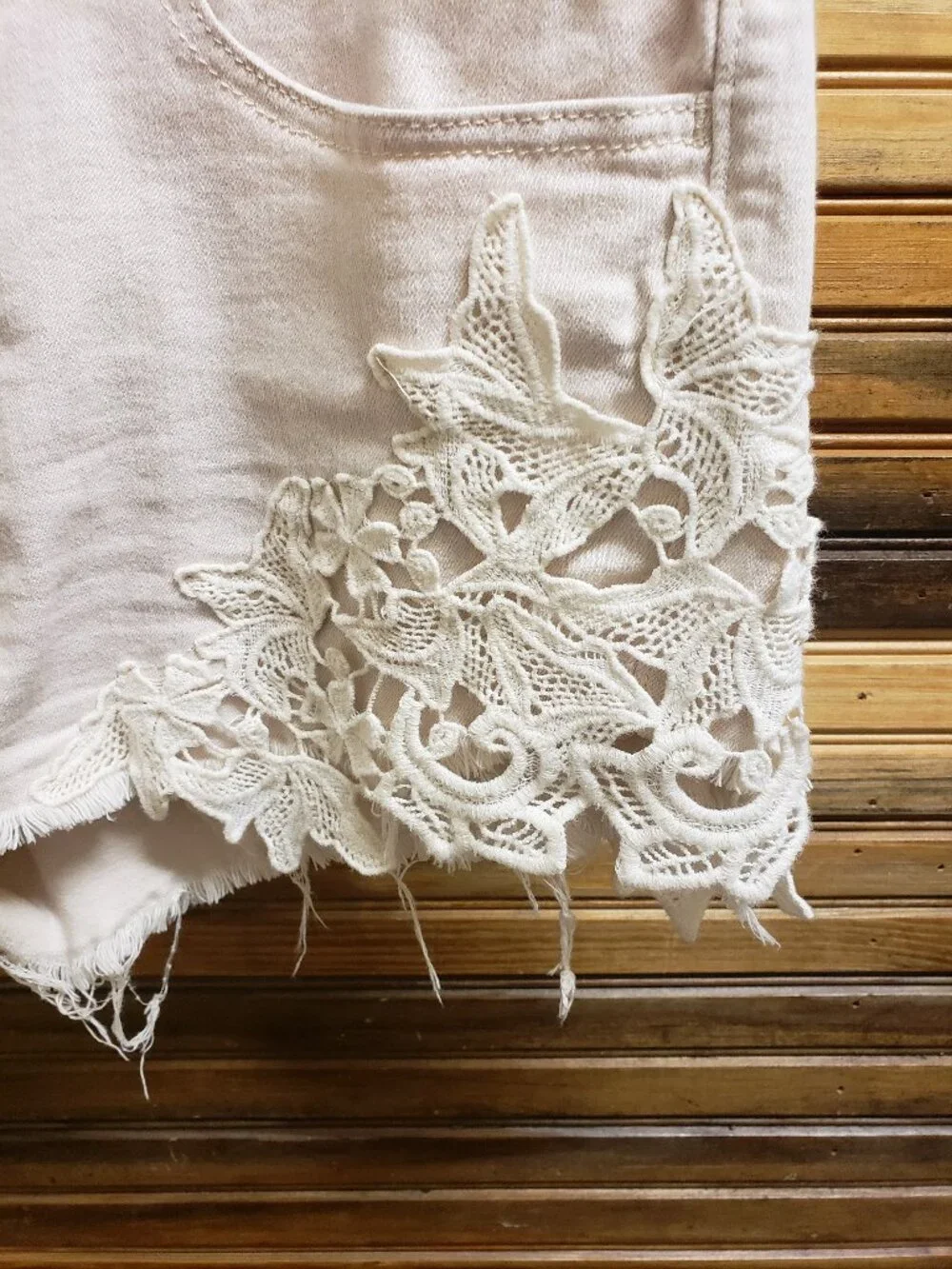 Express Beige Distressed Denim Shorts with Crochet Lace Detail Size 12 - Picture 2 of 4